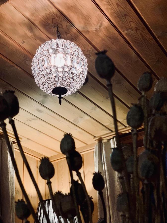 Casa Pasch - Boutique Bed And Breakfast In Cumpadials Sumvitg Bagian luar foto