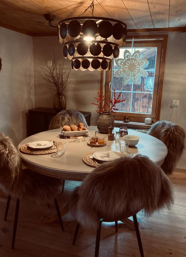 Casa Pasch - Boutique Bed And Breakfast In Cumpadials Sumvitg Bagian luar foto