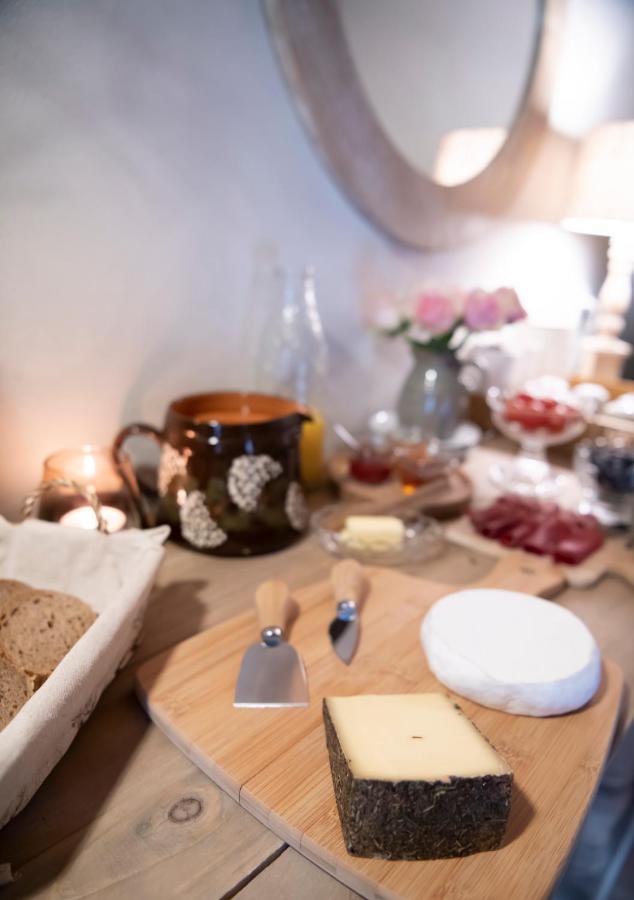 Casa Pasch - Boutique Bed And Breakfast In Cumpadials Sumvitg Bagian luar foto