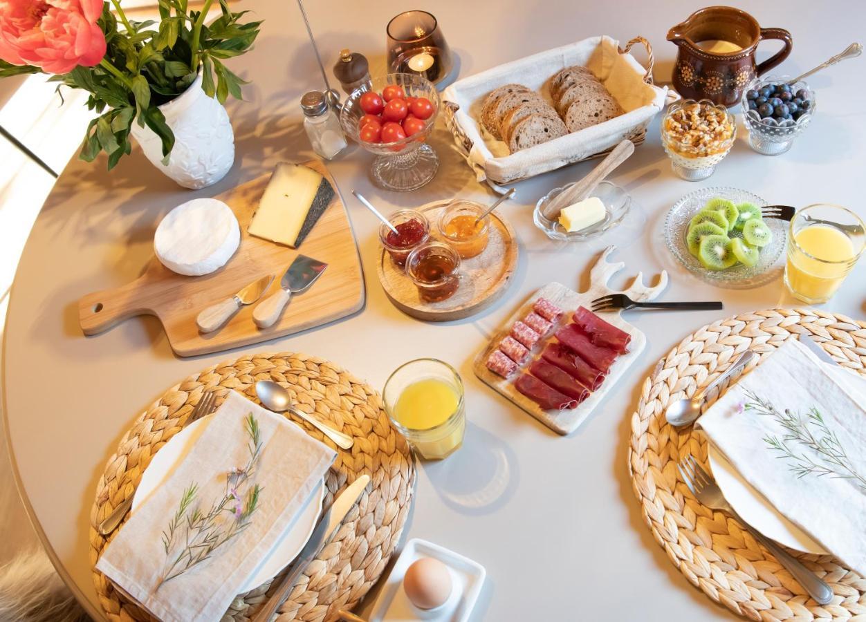 Casa Pasch - Boutique Bed And Breakfast In Cumpadials Sumvitg Bagian luar foto
