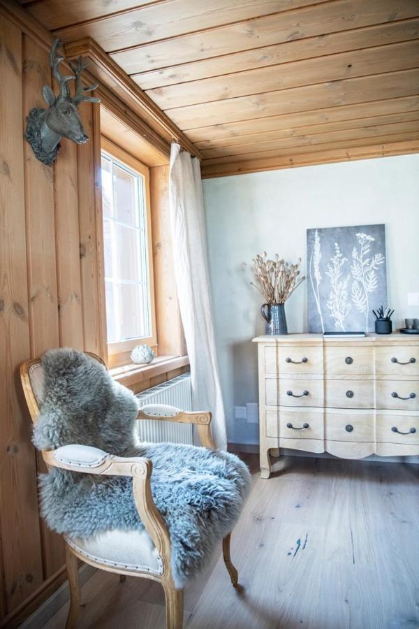 Casa Pasch - Boutique Bed And Breakfast In Cumpadials Sumvitg Bagian luar foto